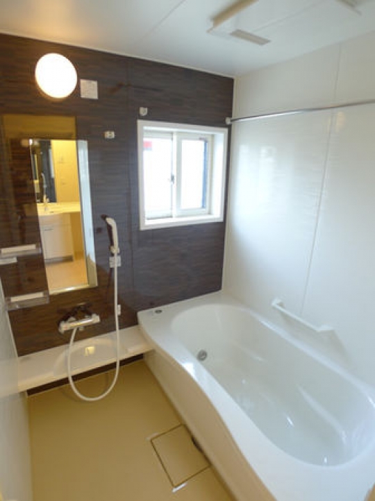 風呂 - 2LDKのメゾネットでルームシェア‼️50,000〜60,000円} - ルームシェアルームメイト