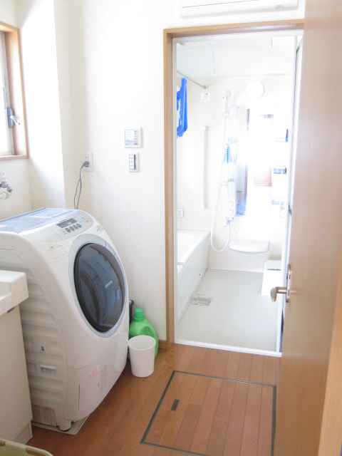 初期光熱費込☆ＪＲ八王子駅徒歩8分鍵付個室部屋 風呂 の画像
