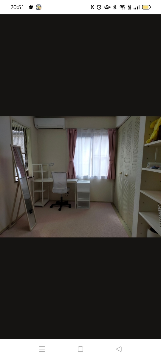 個室 - ☆彡全5部屋の女性専用小規模シェアルーム☆彡} - ルームシェアルームメイト