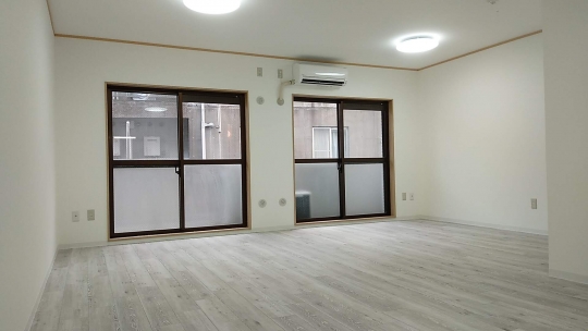 個室 - ゼネコン奥村組施工の免震建物、ハザードマップ上大雨でも安心安全な住居、事務所、店舗使用可能のお部屋} - ルームシェアルームメイト